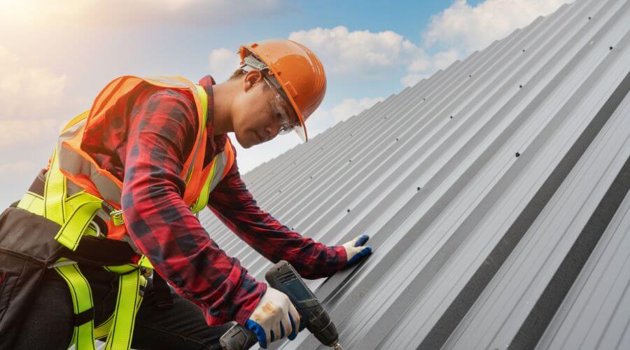 Expert top industrial roofings services in Saunemin, IL